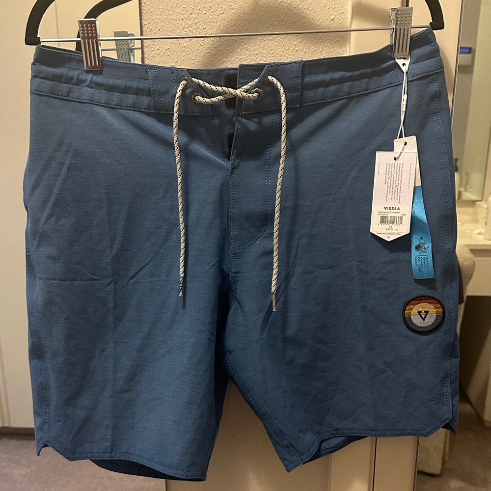 VISSLA Men's Ocean Blue Board Shorts